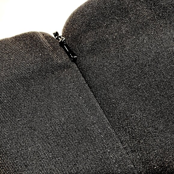 Sigrid Olsen Black Slacks with elastic waist and side zipper - Picture 8 of 10